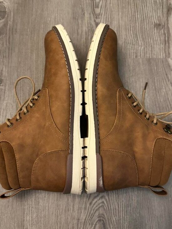 Vostey men’s brown leather lace up hiking boots with original box. main image 6